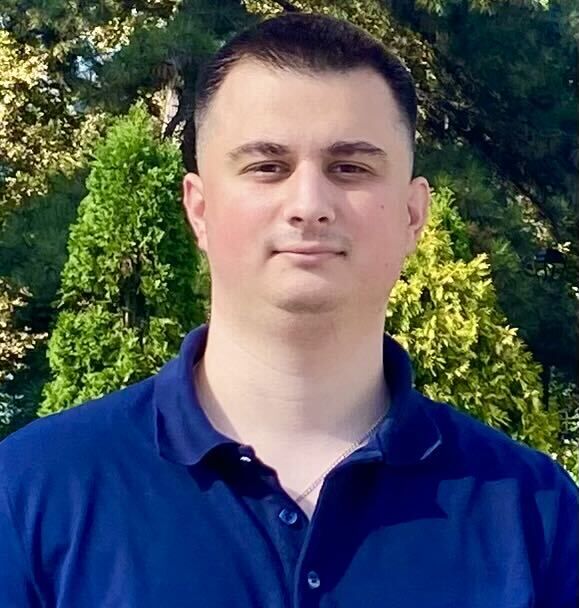  47778203  Vlad, 24 ,    