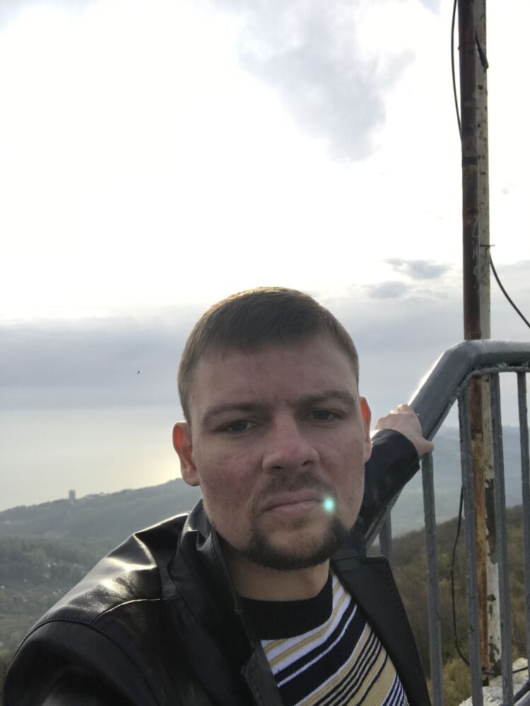  ,   Alex, 41 ,   ,   