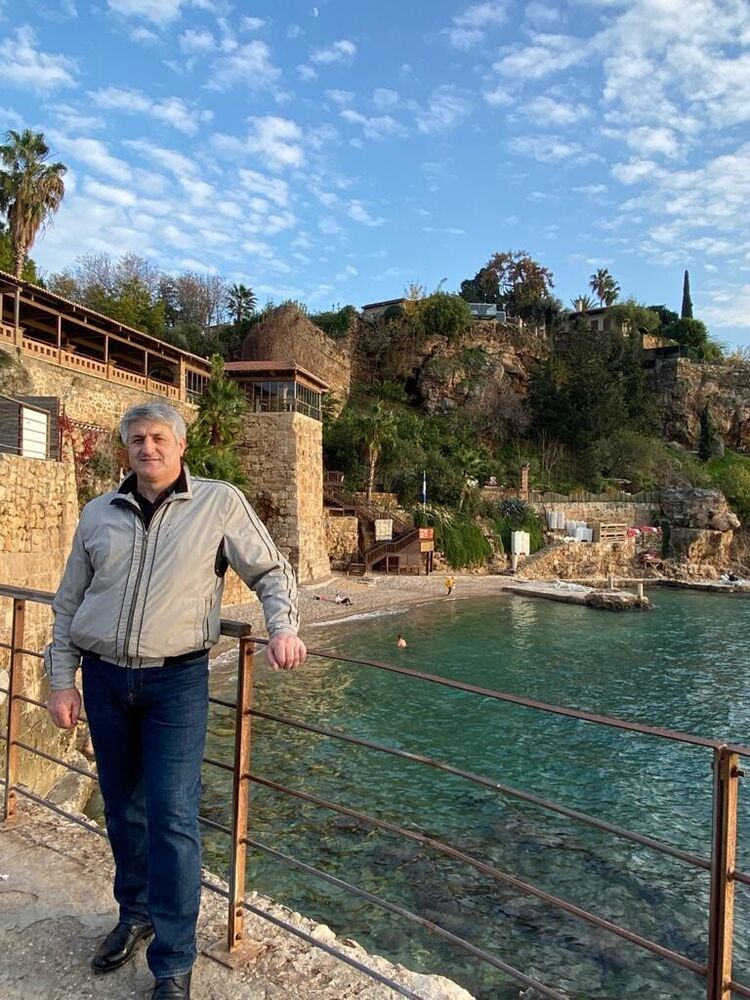  22336903  , 53 ,    -