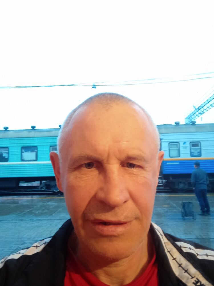  25793703  , 58 ,    