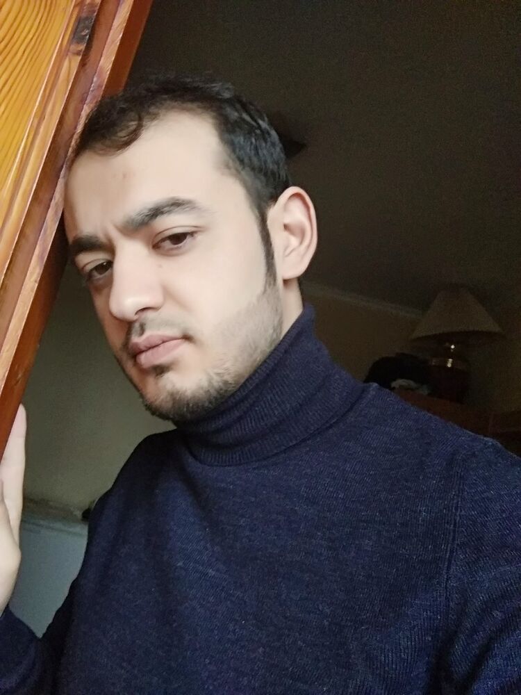  15437553  Ahmad, 34 ,    