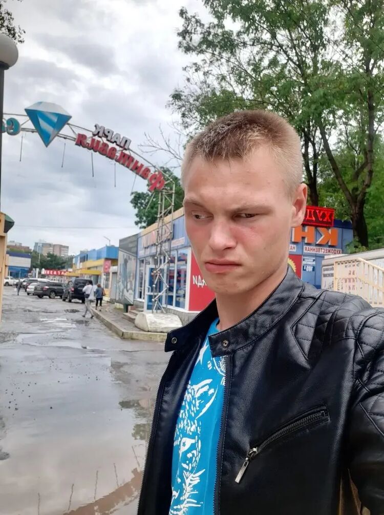  ,   Yury, 26 ,   ,   