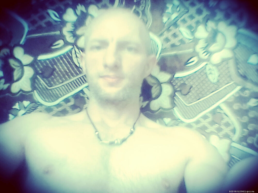  15085003  Vladislav, 50 ,    