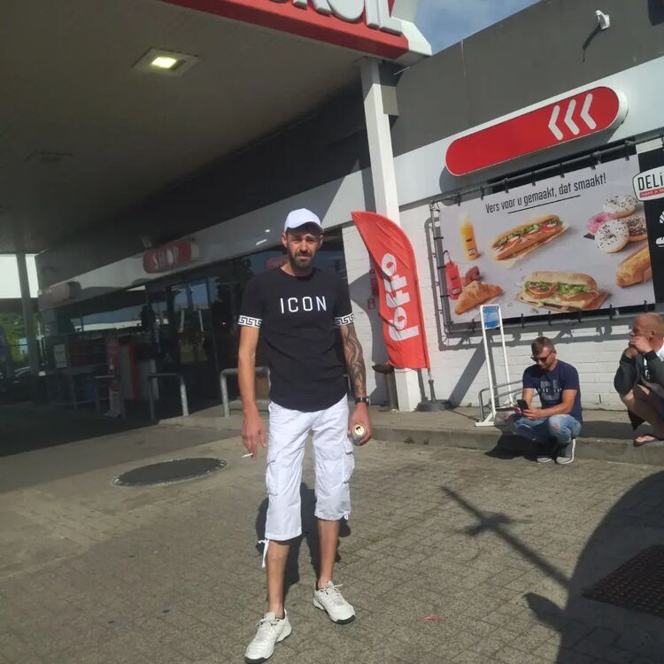  28559123  , 43 ,    Antwerp