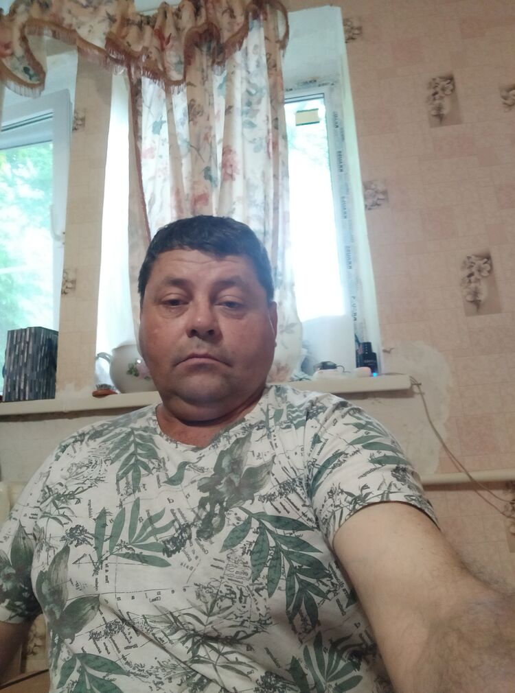  35200923  , 52 ,    