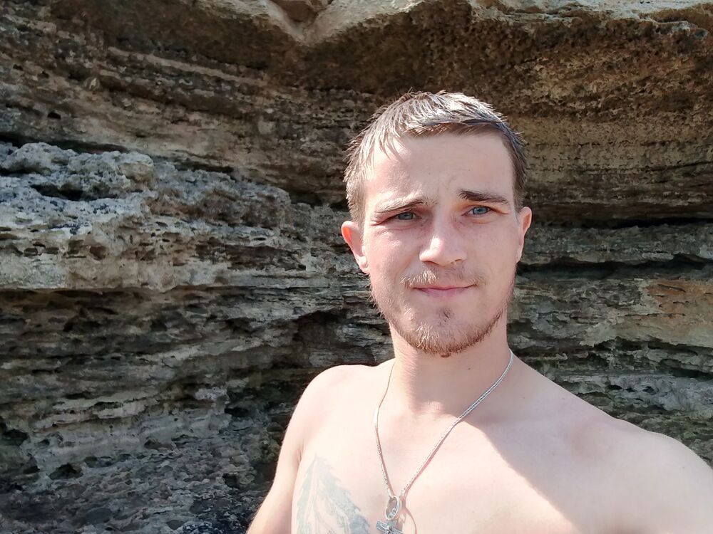  ,   Vladimir, 28 ,   ,   
