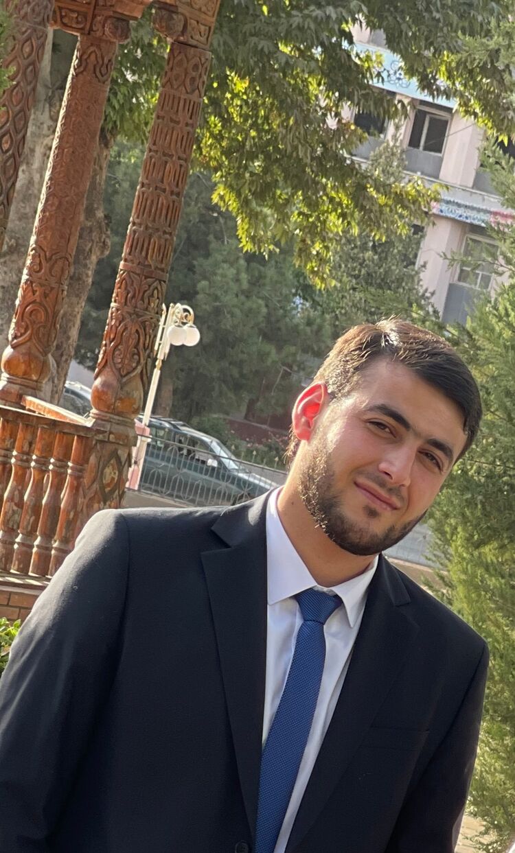  36714883  LION, 25 ,    