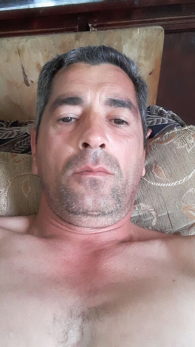  20353403  Serxan, 47 ,    