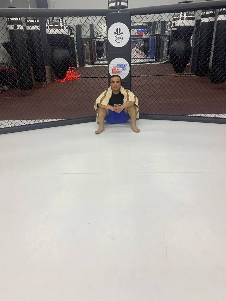 ���� 43841843 ����� Asadbek, 21 ���, ���� ���������� � ����������