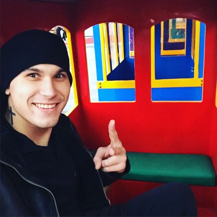  ,   Patrik, 35 ,   ,   