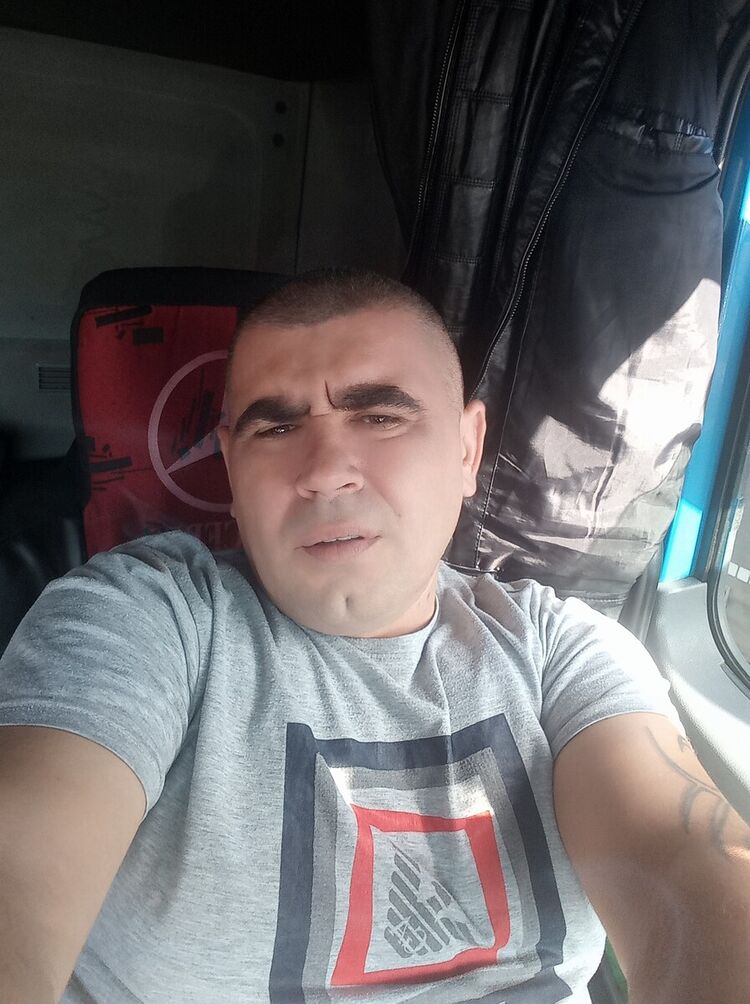  22026463  , 42 ,    