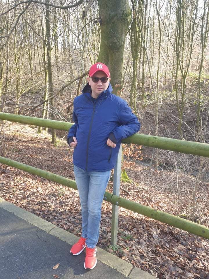  ,   Denis, 40 ,   ,   