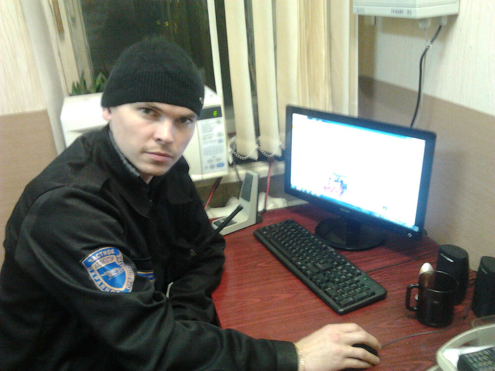  7825853  , 37 ,    -