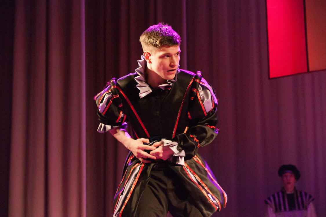 ���������� �����������, ���� ����� Yak, 24 ����, ������������ ��� ������, ����� � ���������