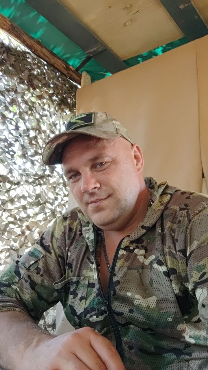  44563253  Vladimir, 40 ,    