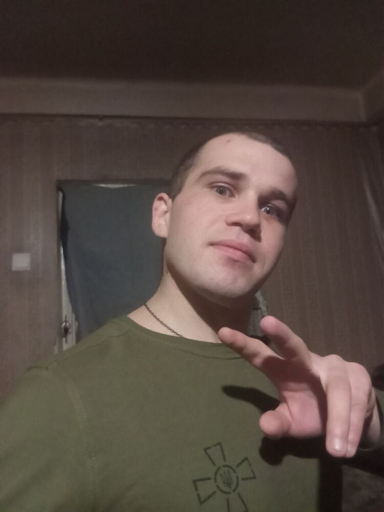  40052463  , 28 ,    