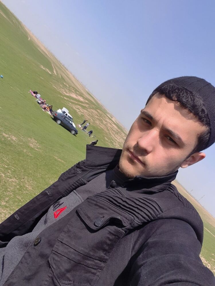  ,   Doni, 28 ,   ,   