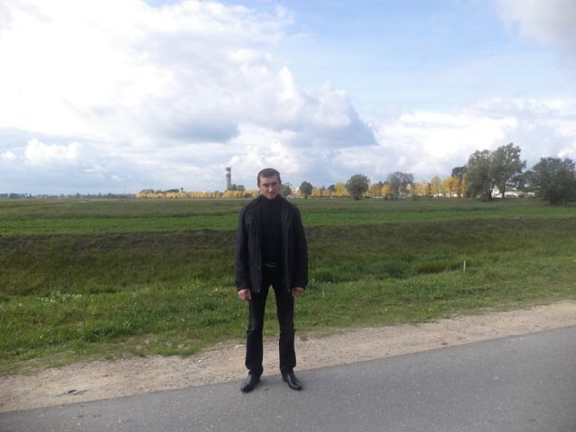  12256973  Mikhail, 43 ,    