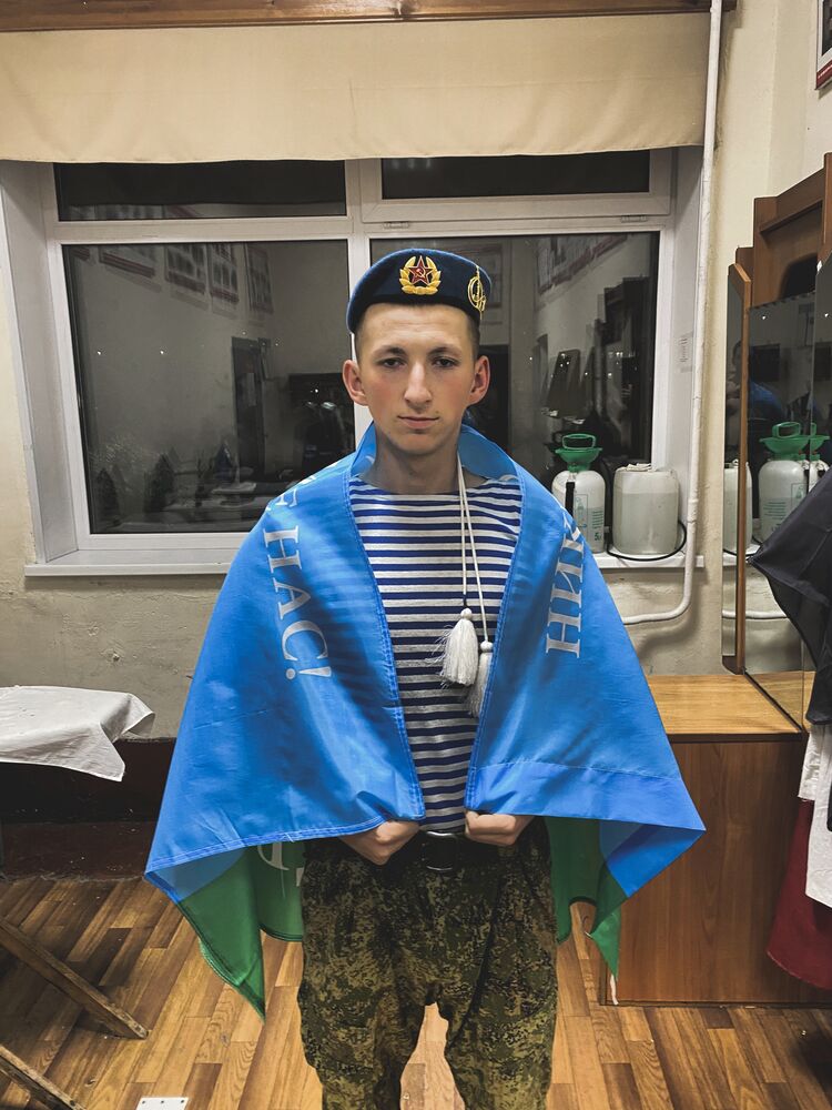  49267873  , 21 ,    Lorton