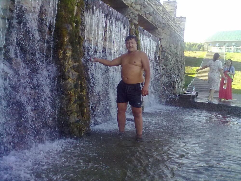  ,   Artem, 42 ,     , c 