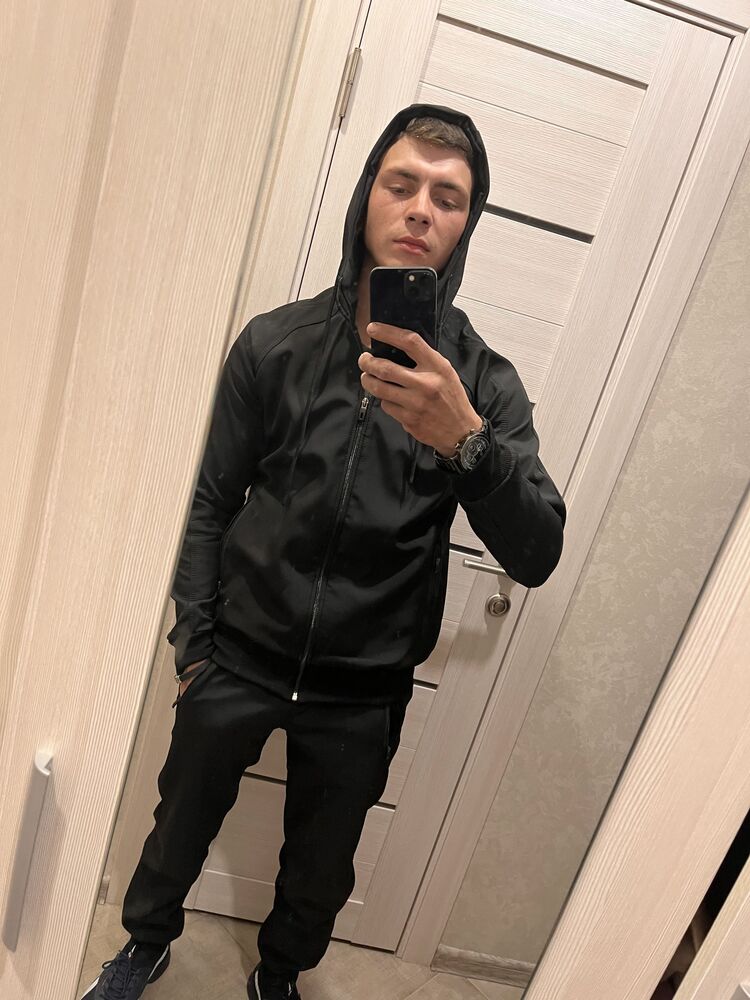  --,   Mikhail, 26 ,   ,   , c , 