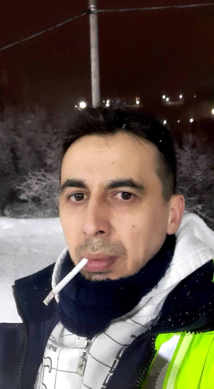  45351853  , 40 ,    