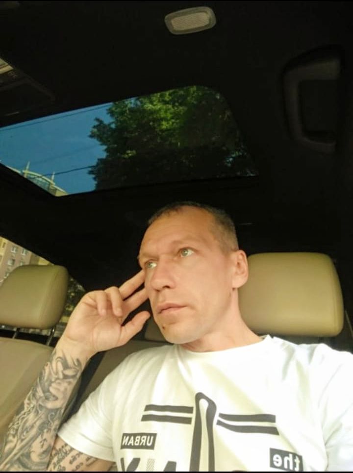  42003983  , 46 ,    