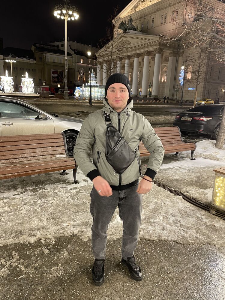  ,   Leonid, 27 ,   ,   , c 