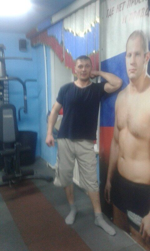  ,   Sergei, 38 ,   ,   