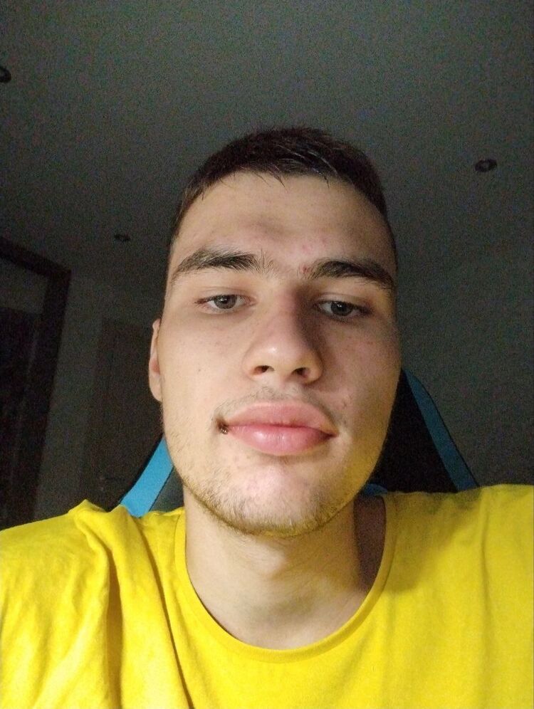  45742673  , 19 ,    