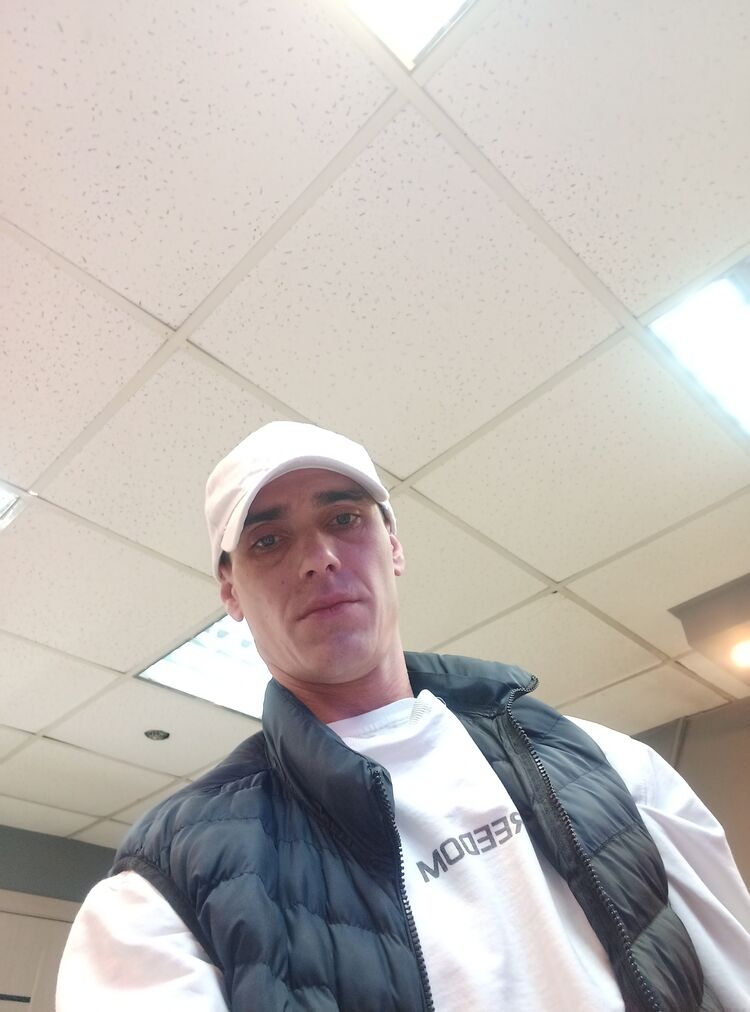  43148823  , 37 ,    