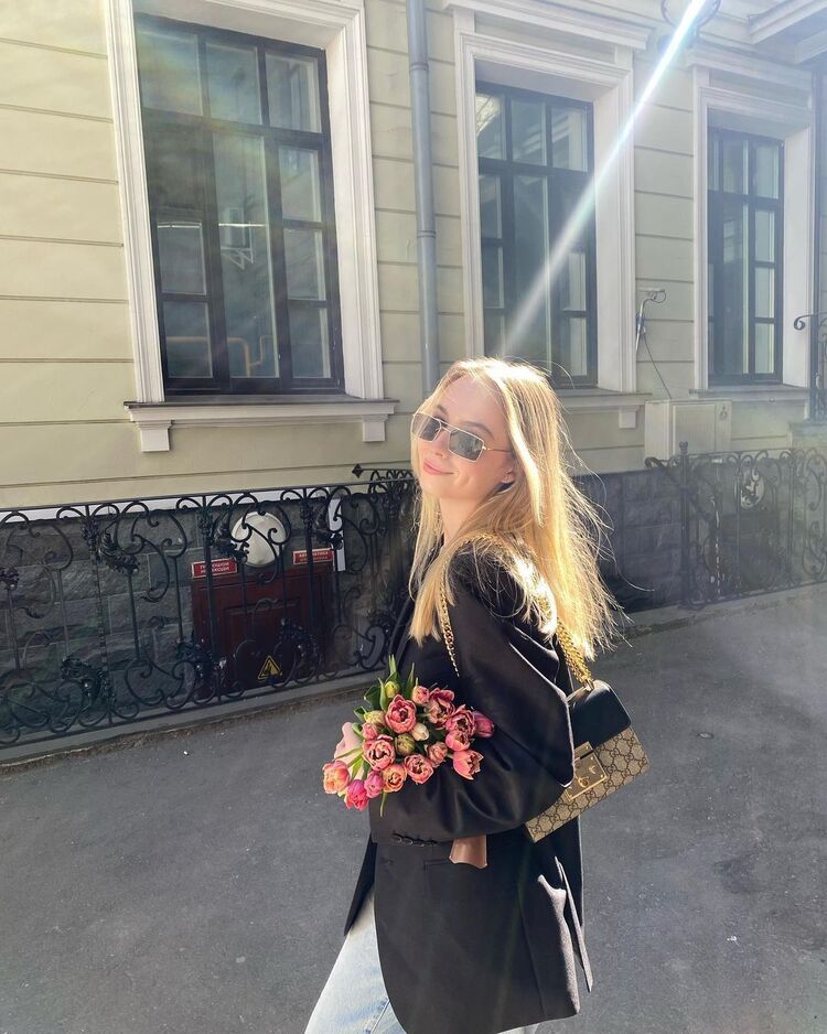  38094343  , 29 ,    -