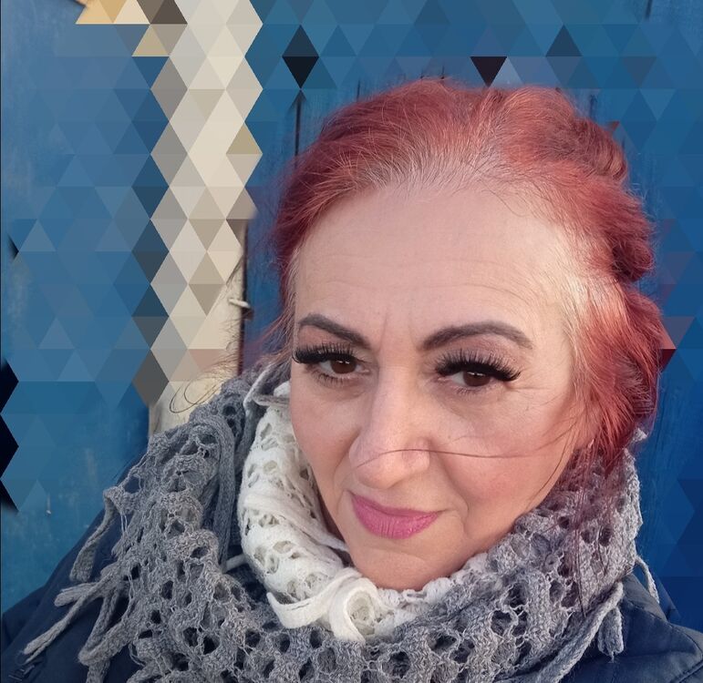  49694843  Svetlana, 60 ,    