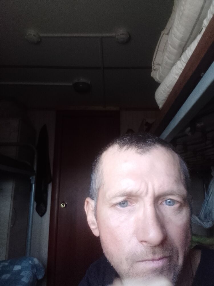  46192633  , 45 ,    