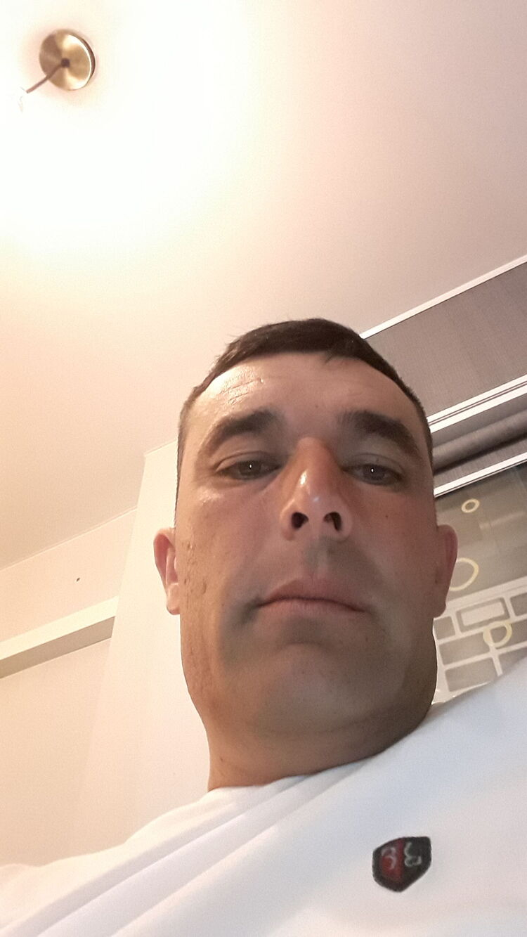  23067143  , 45 ,    