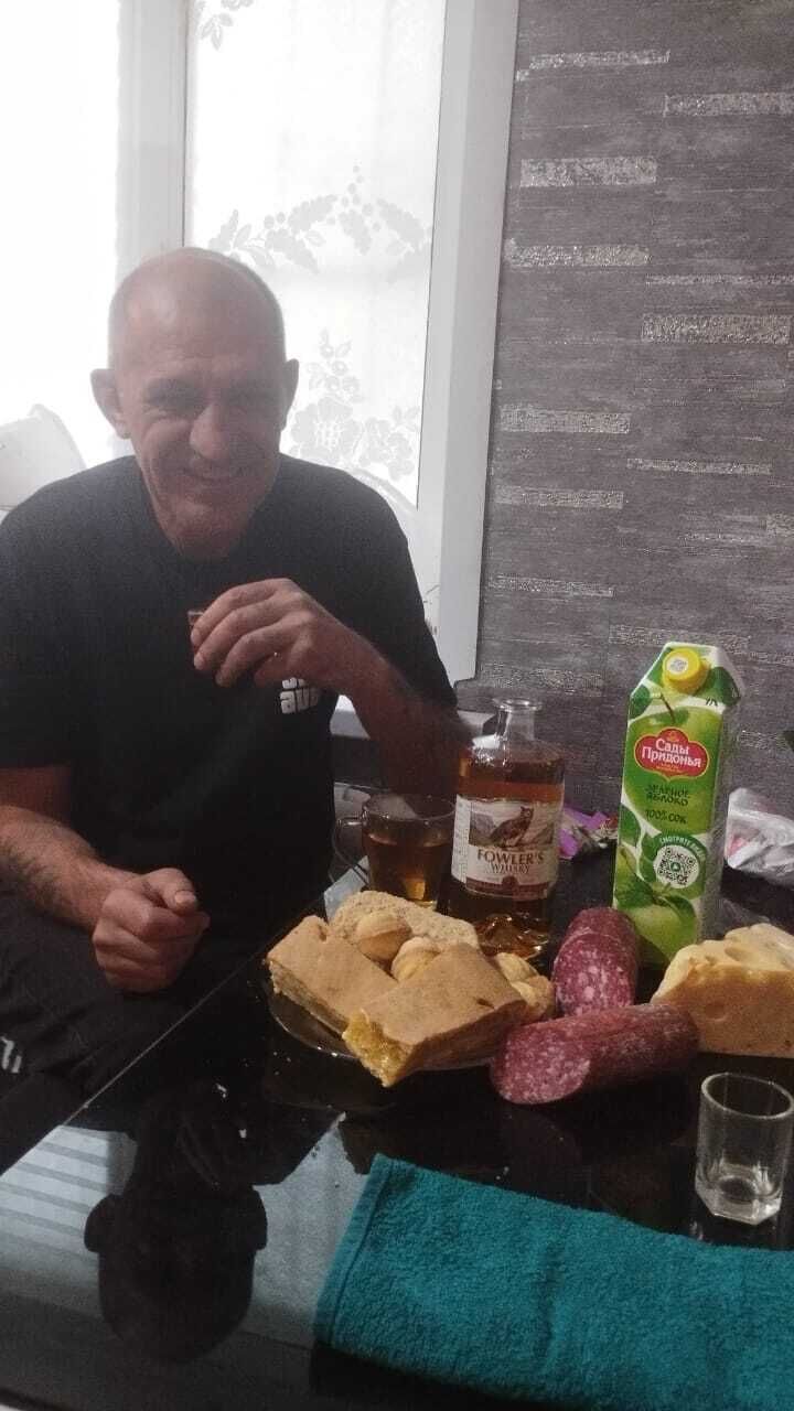  48189153  , 57 ,    