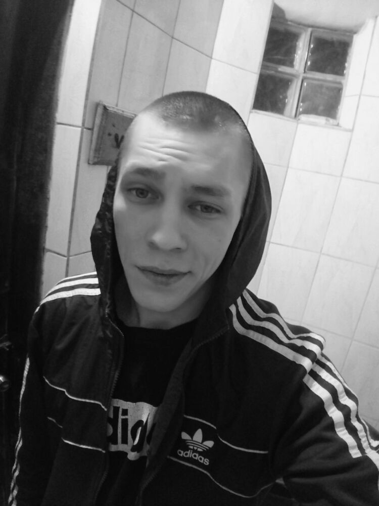  ,   Andriy, 25 ,   c 