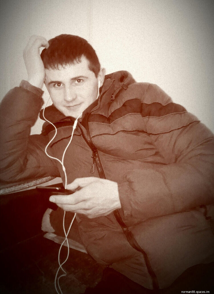  22500523  AssaDavi, 41 ,    