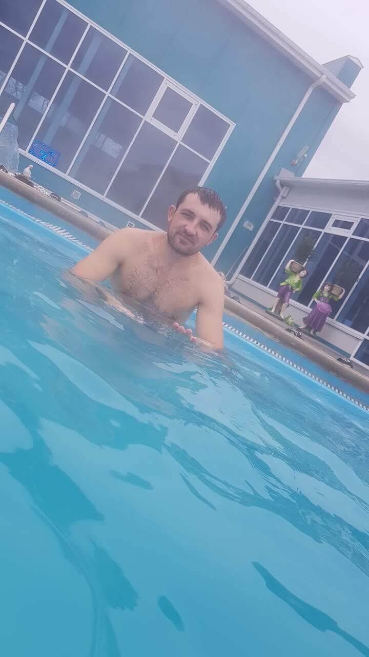  47825093  , 37 ,    