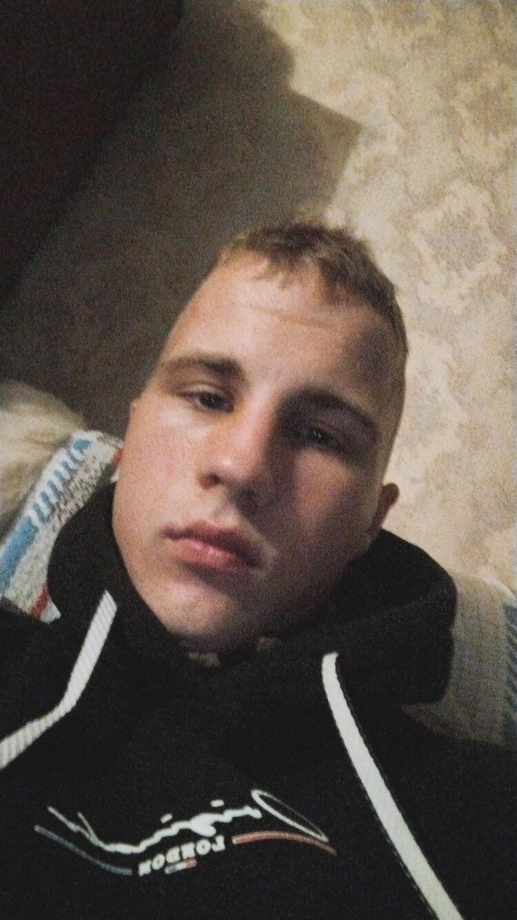  39126673  Nikita, 22 ,    