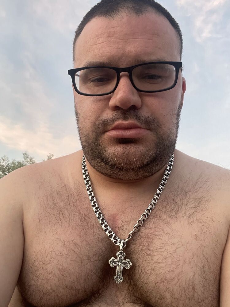  35704083  , 39 ,    