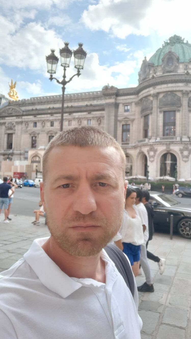  44843273  , 45 ,    