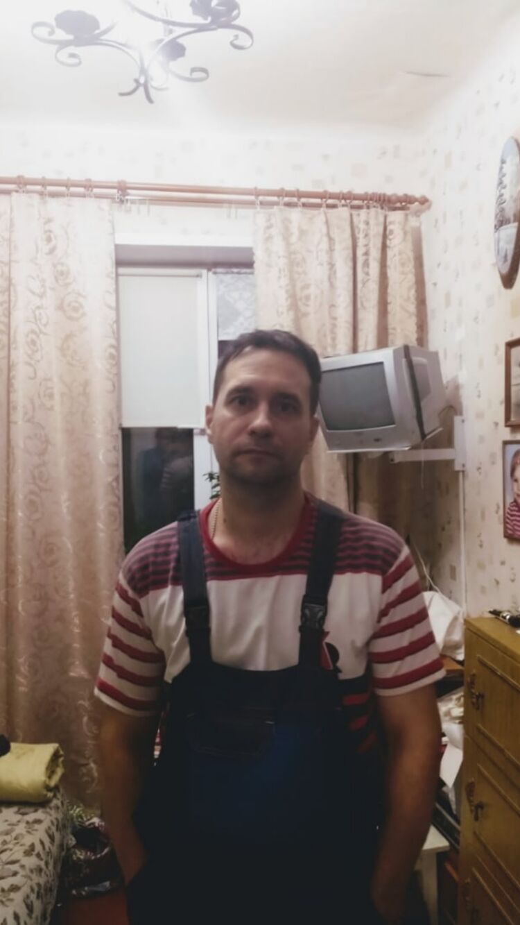  34729443  Sasha, 47 ,    