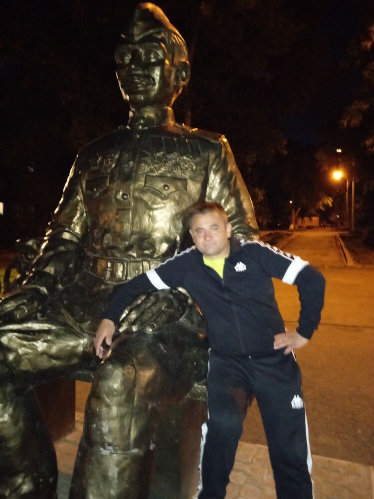  ,   Rustich, 45 ,   ,   
