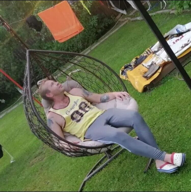  49988083  , 40 ,    