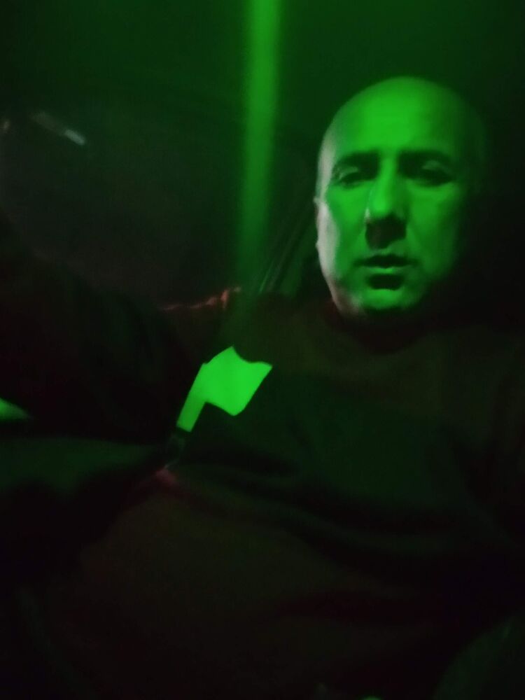  45723673  Komil, 45 ,    