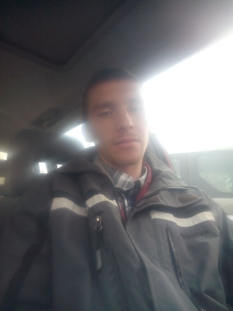  17903873  , 28 ,    