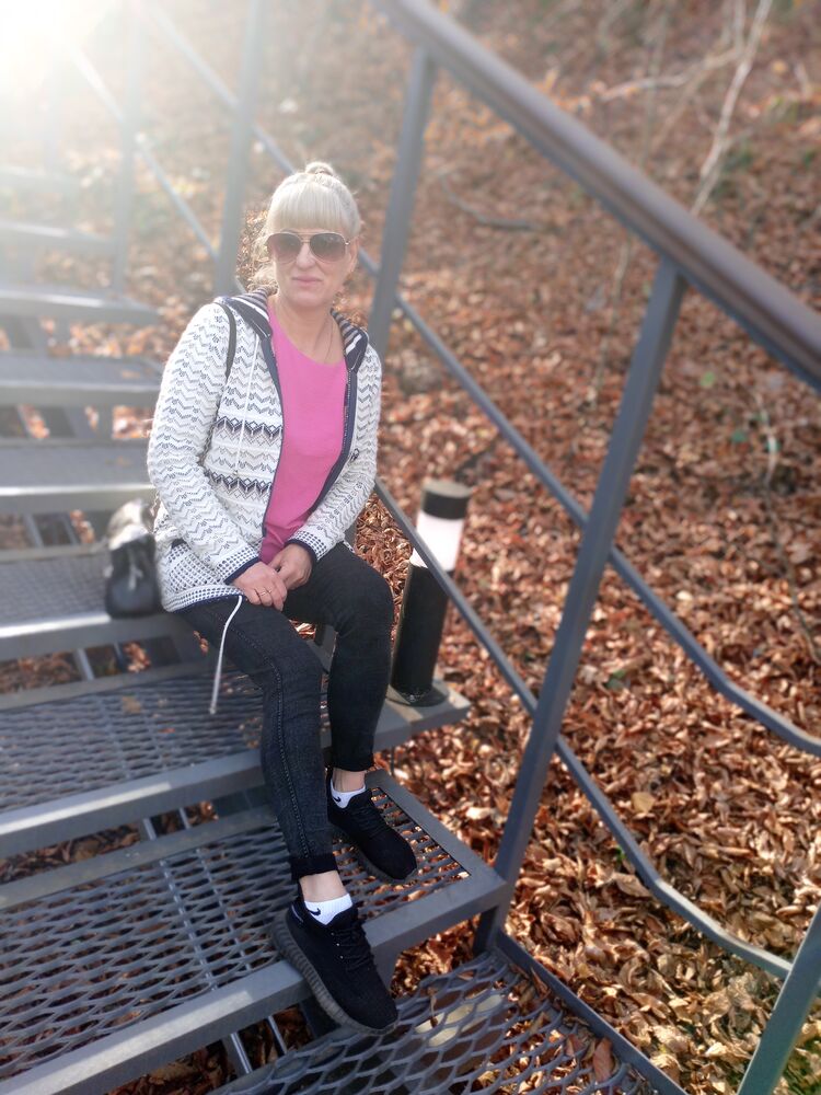  54581963  Kseniya, 46 ,     