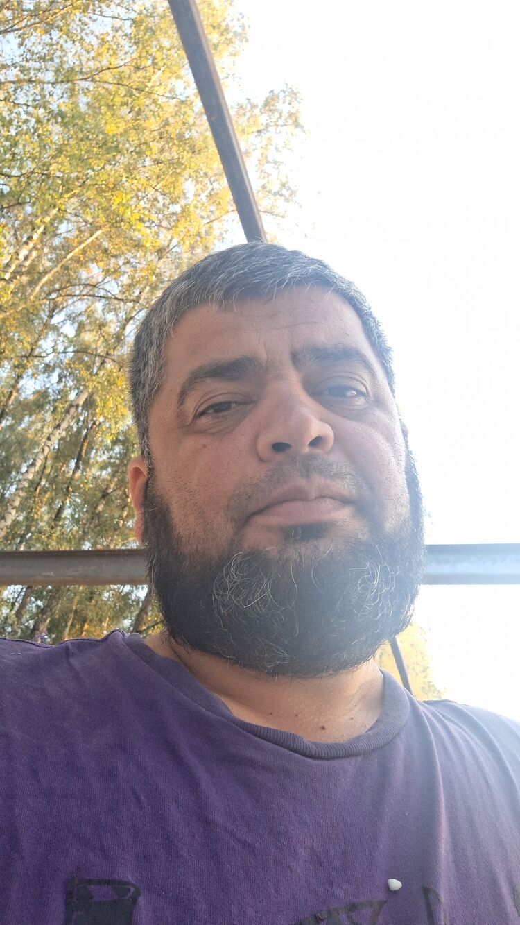  45937583  Dnyra, 39 ,    