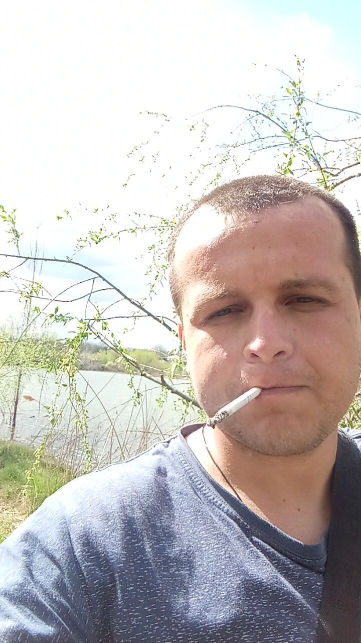  47218313  , 32 ,    